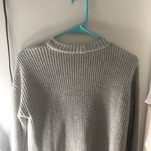 *RARE* Never worn AE sweater.